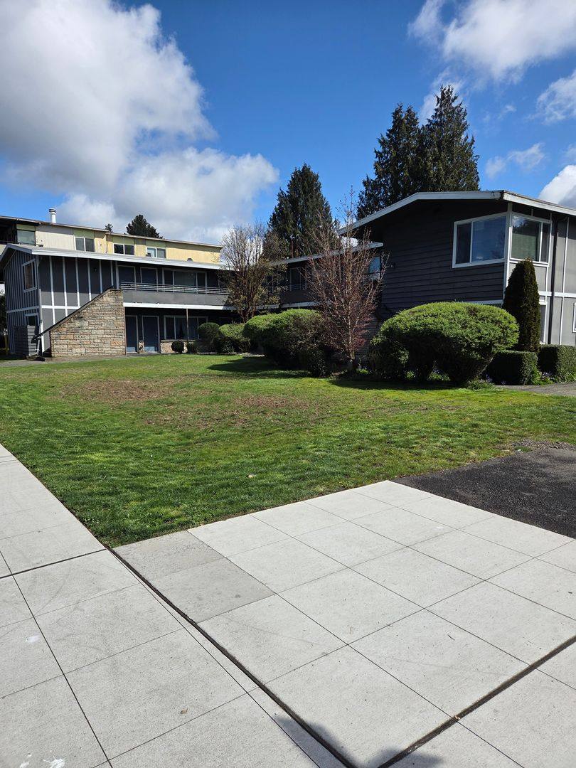 Apartment for rent at 12700 Greenwood Ave N, Seattle, WA 98133