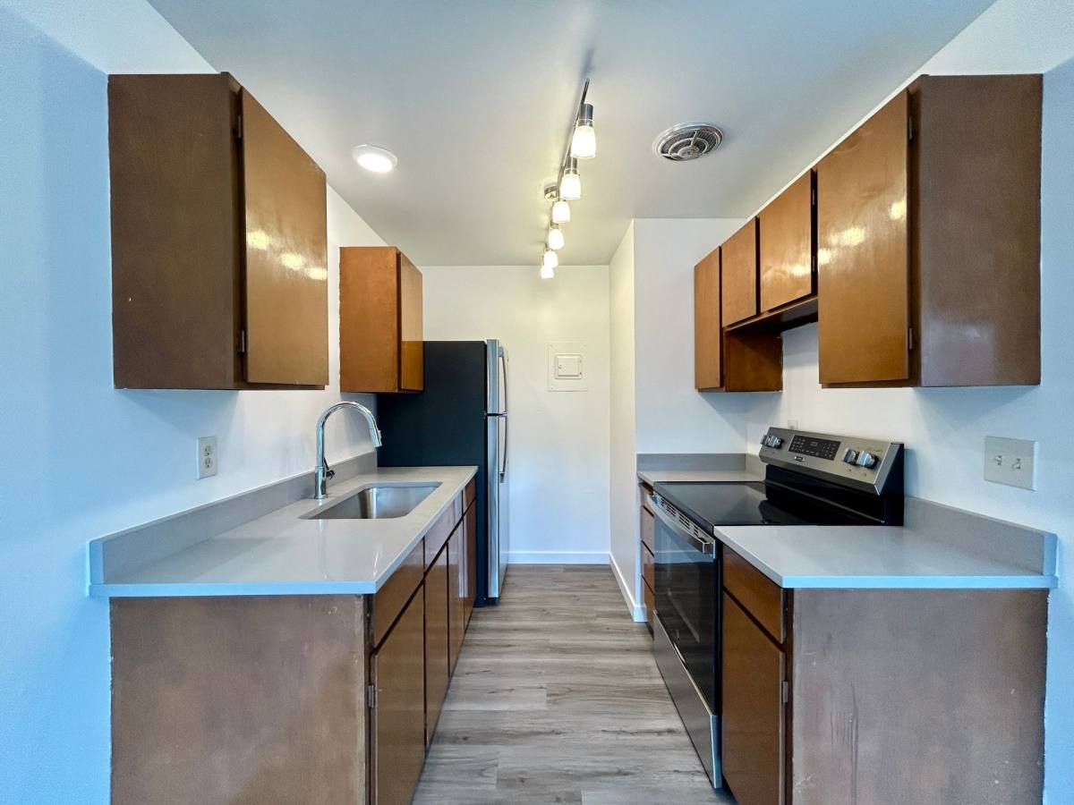 Apartment for rent at 5319 24th Ave NE, Seattle, WA 98105