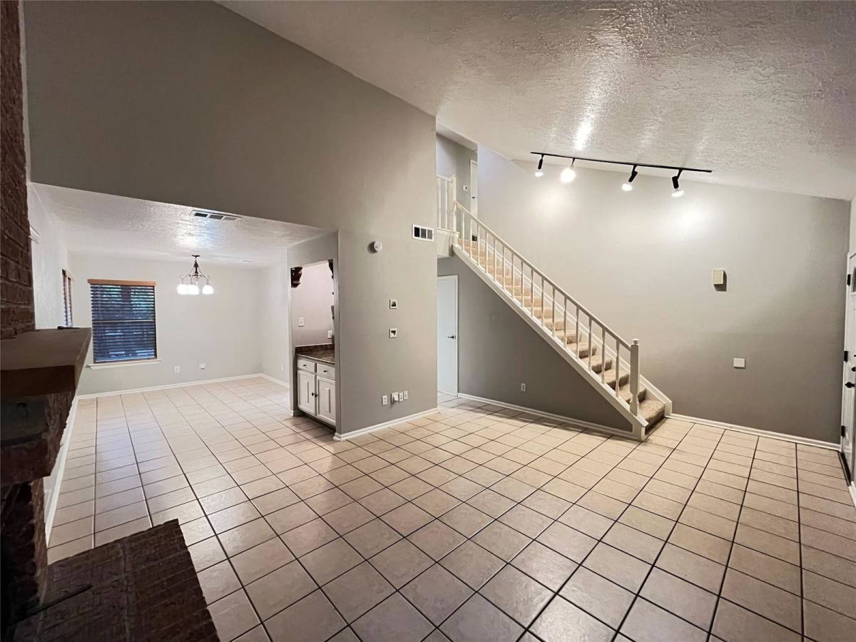 House for rent at 17 Briervine Court, Spring, TX 77381