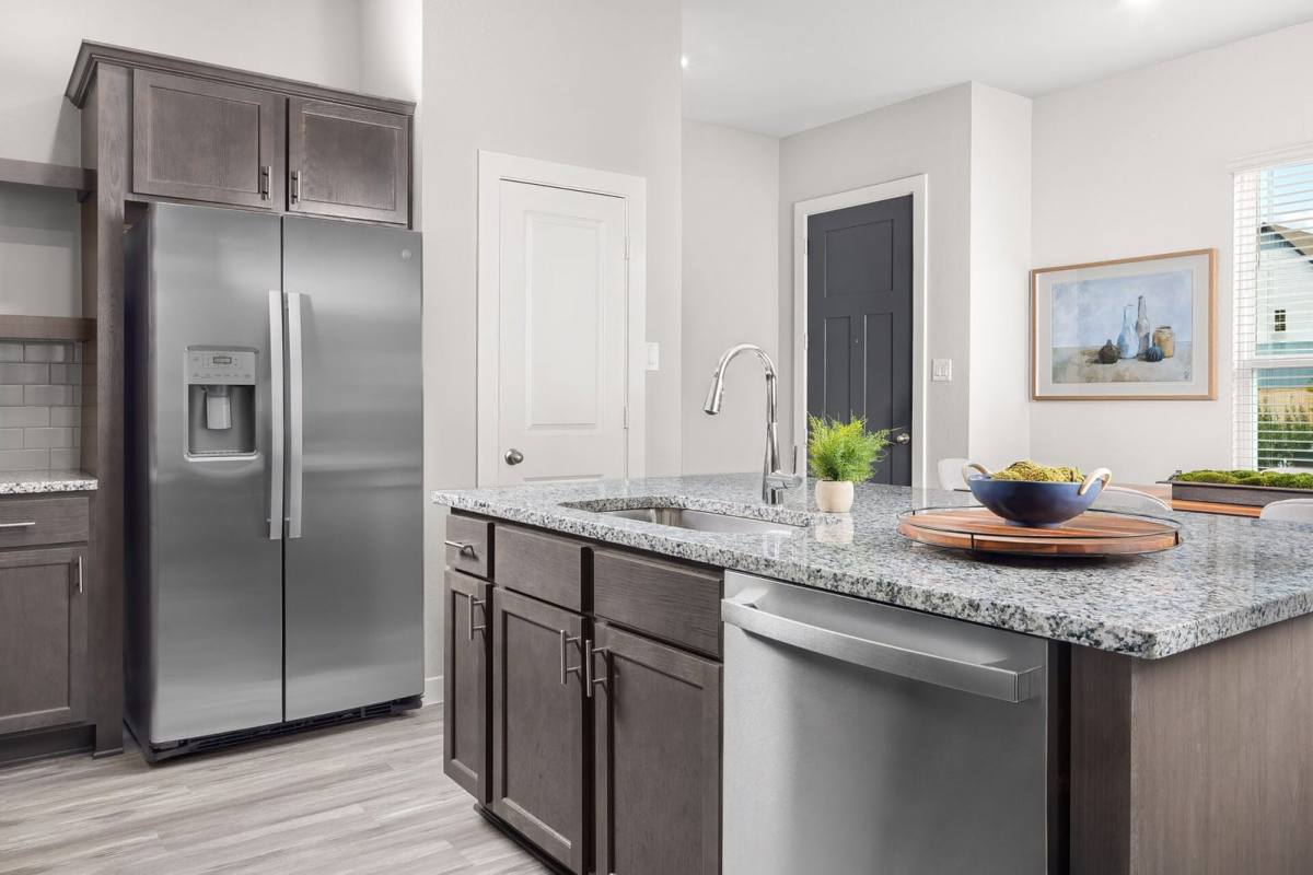 Apartment for rent at 9835 Willow Creek Commerce Dr, Tomball, TX 77375