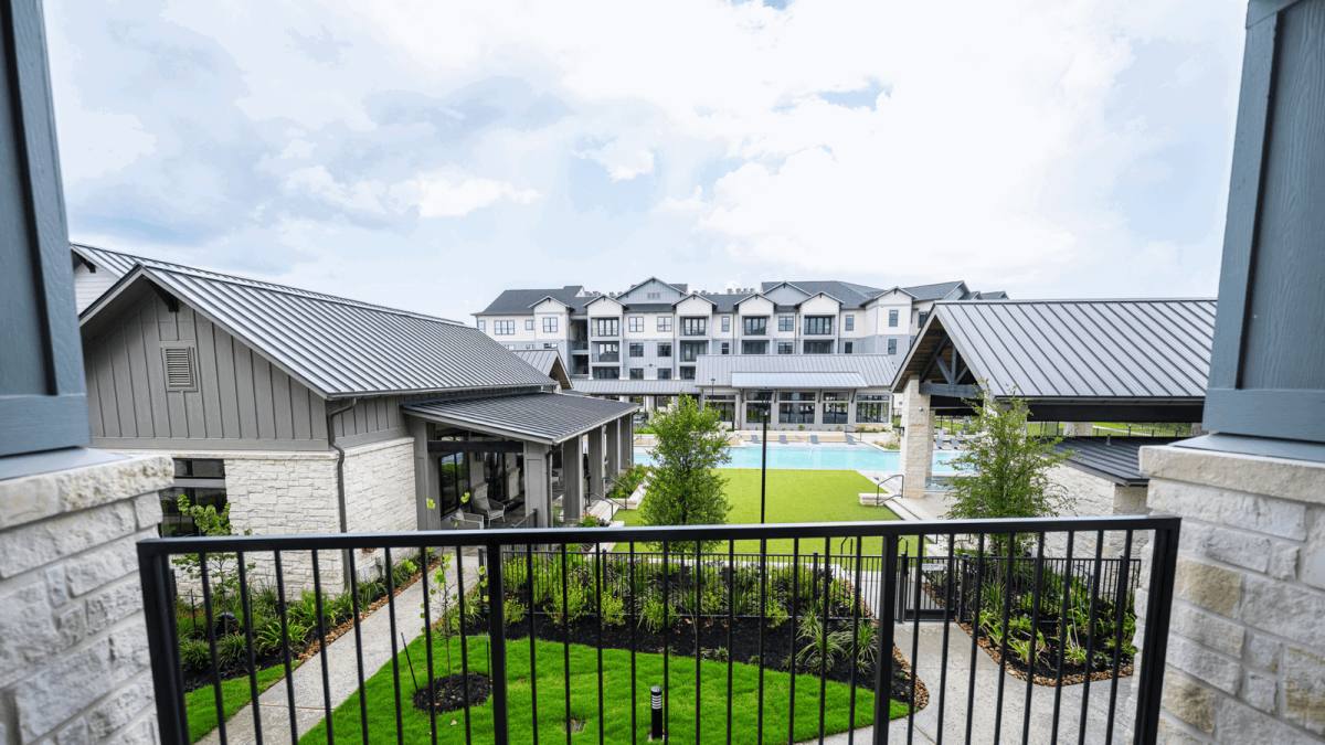 Apartment for rent at 12700 Greenhouse Rd, Cypress, TX 77433