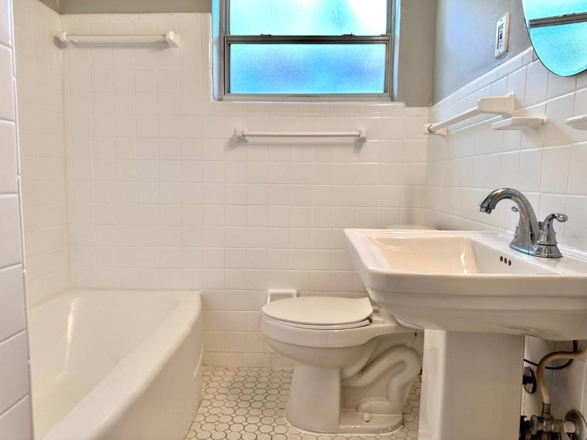 Apartment for rent at 2510 Boyd Ave #B, Orlando, FL 32803
