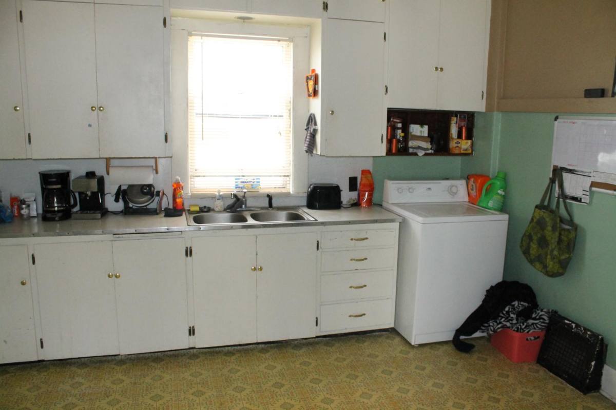 House for rent at 415 E Clark St, Vermillion, SD 57069