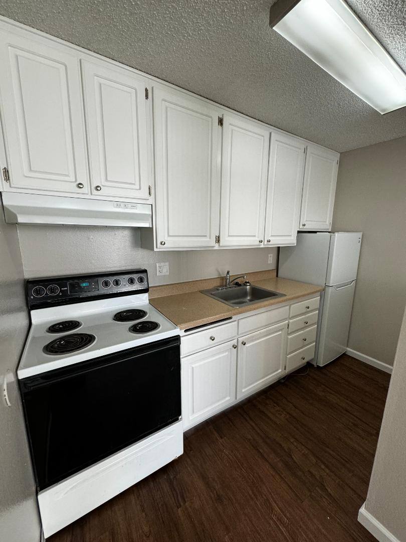 Apartment for rent at 450 Morse St #10, Oceanside, CA 92054