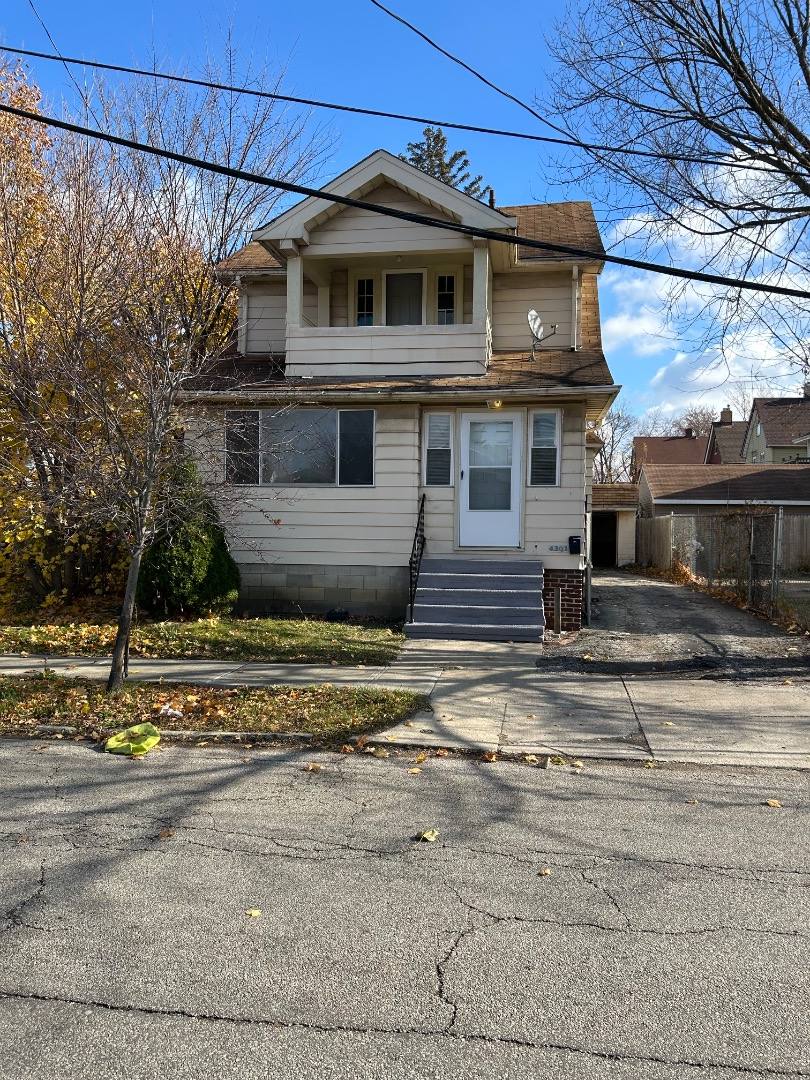 House for rent at 4301 W 47th St, Cleveland, OH 44144