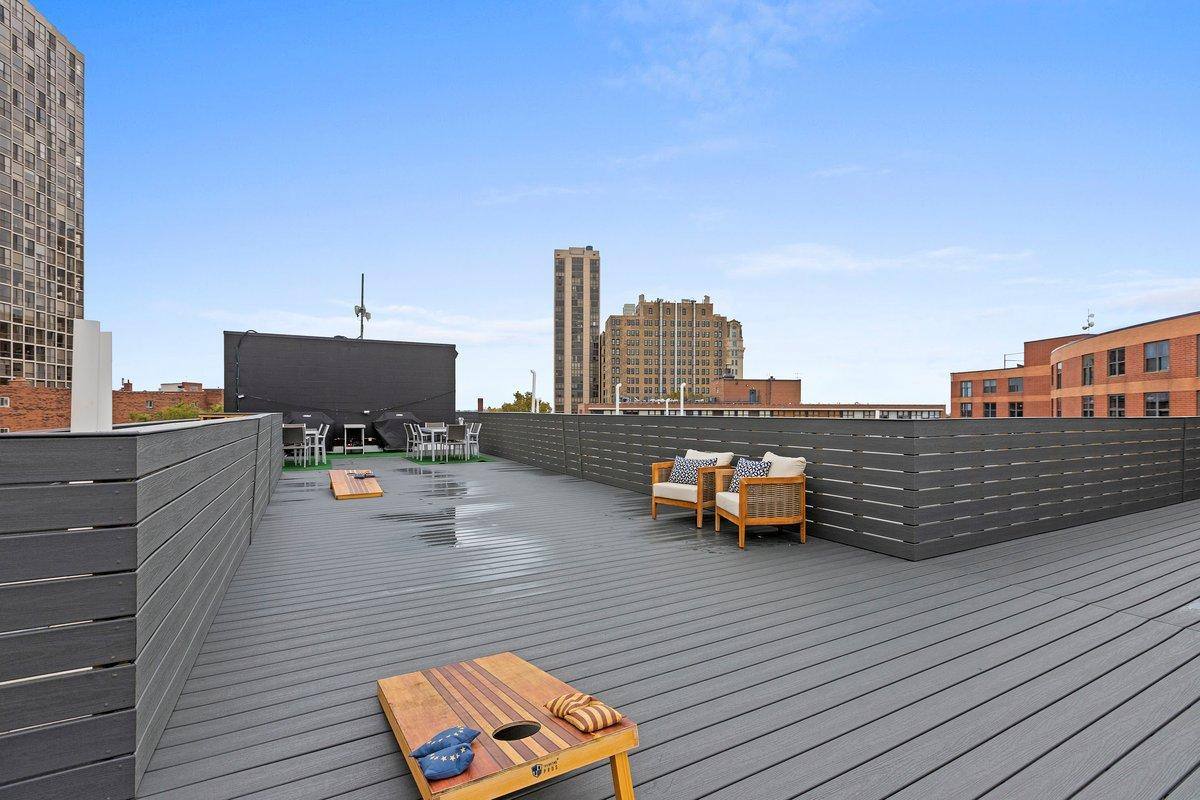 Apartment for rent at 2317 N Clark, Chicago, IL 60614