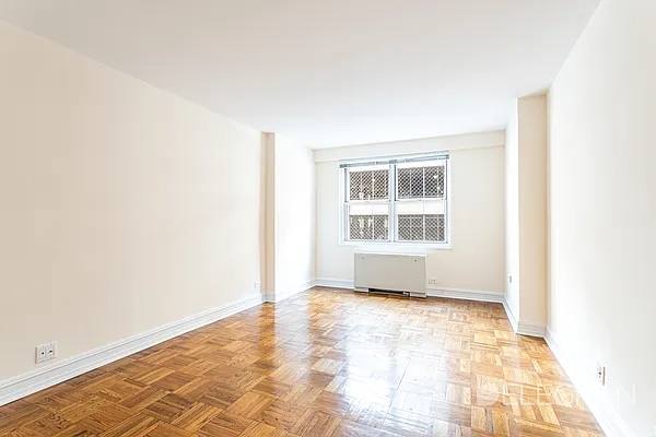 Apartment for rent at 888 8th Ave #6DD, New York, NY 10019