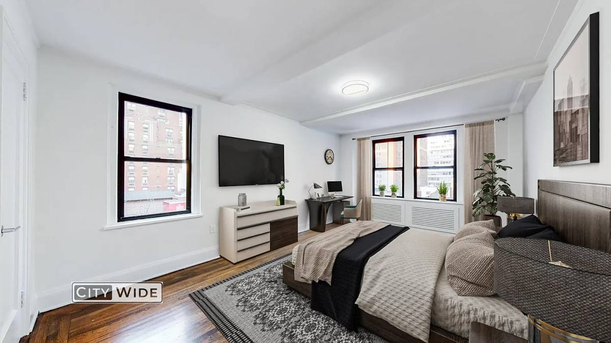 Apartment for rent at 137 E 38th St #8EE, New York, NY 10016