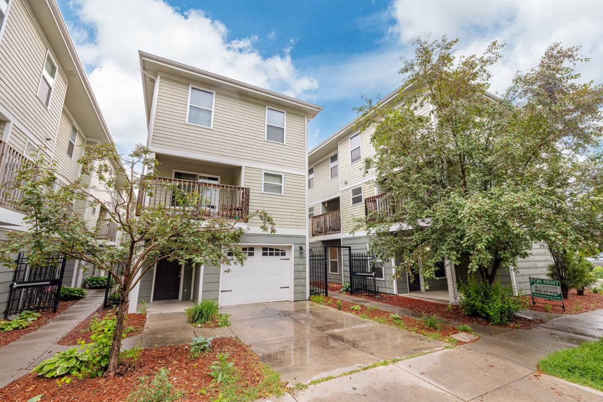 Townhouse for rent at 1525 S 19th St #7, Lincoln, NE 68502