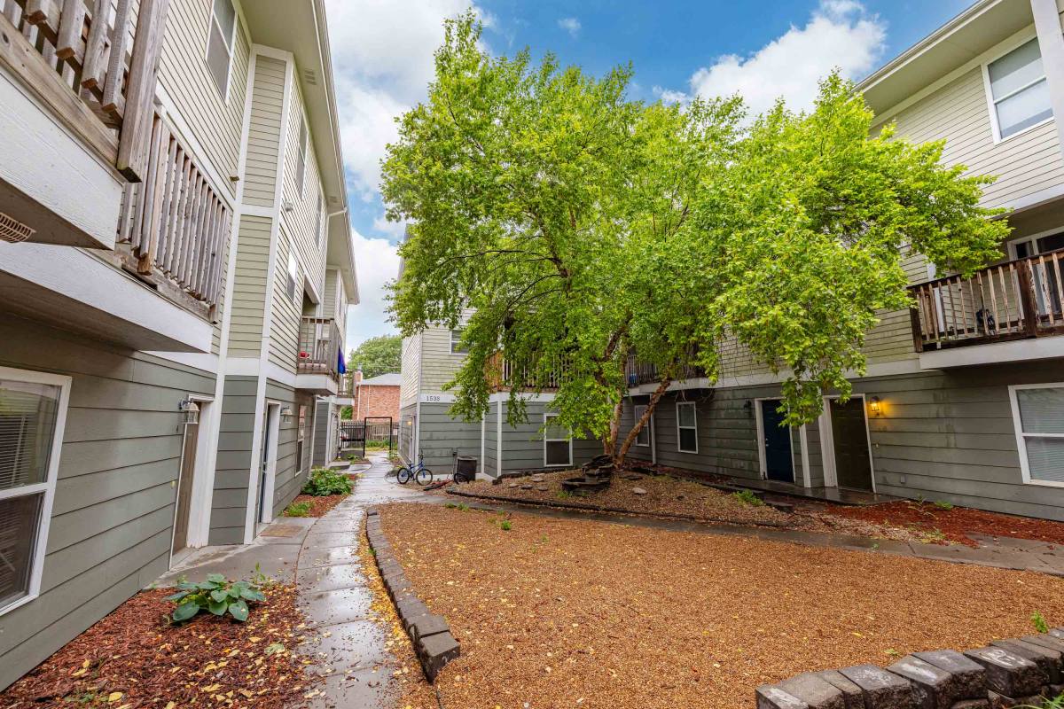 Townhouse for rent at 1525 S 19th St #7, Lincoln, NE 68502