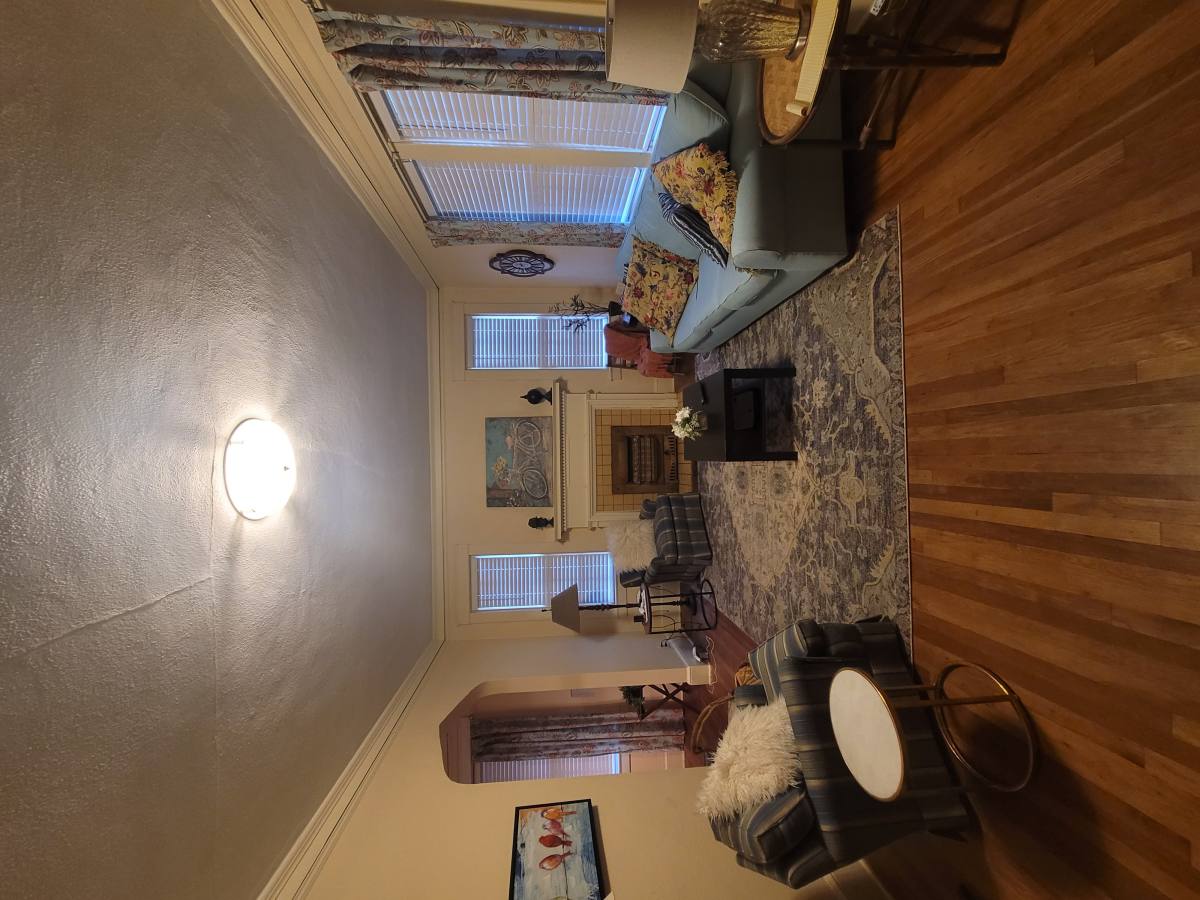 House for rent at 128 S Capitol Parkway, Montgomery, AL 36107
