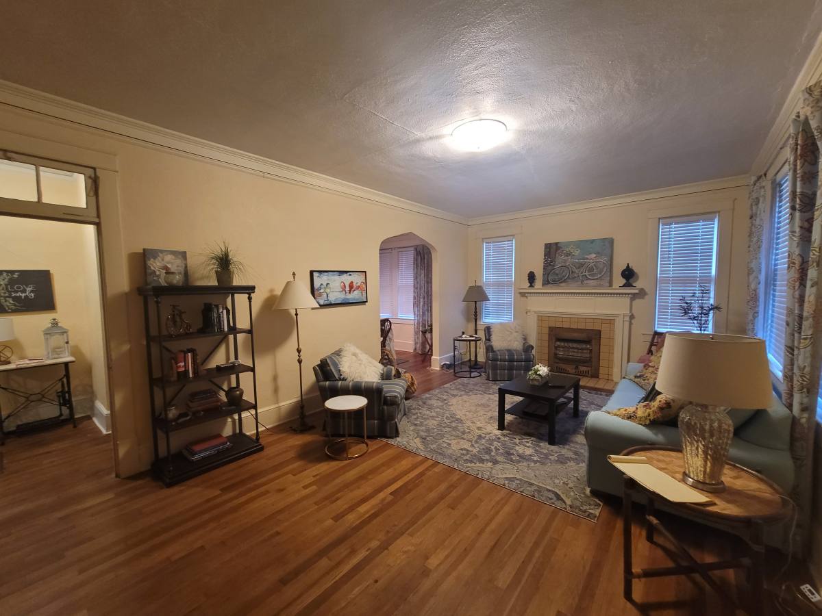 House for rent at 128 S Capitol Parkway, Montgomery, AL 36107