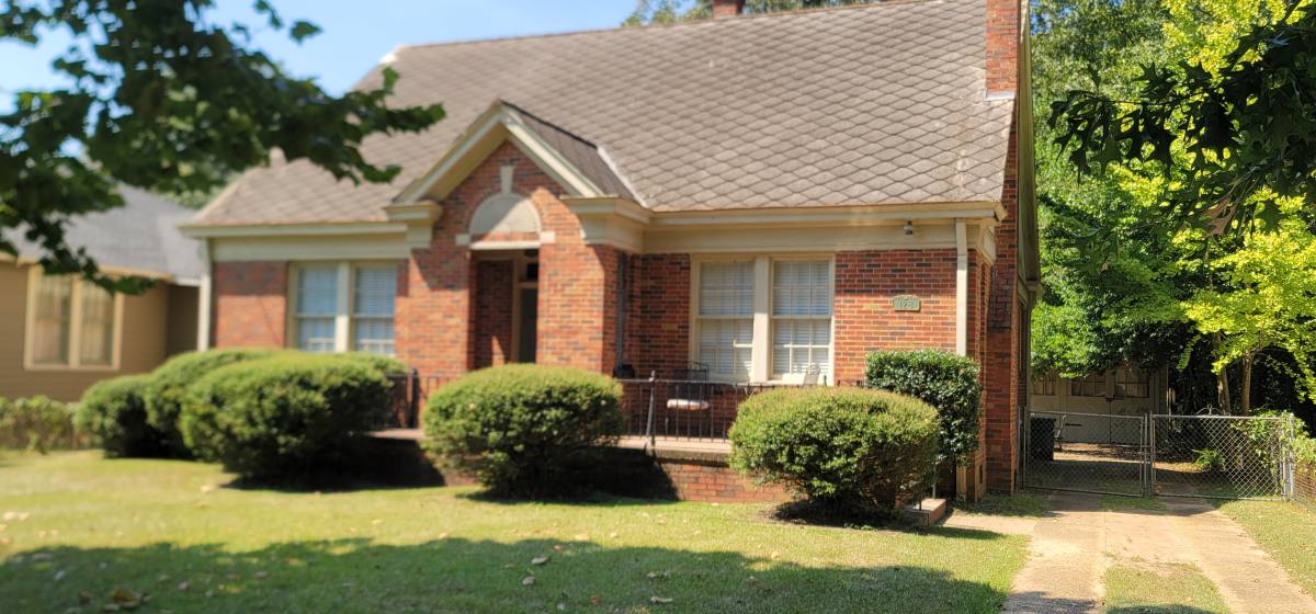 House for rent at 128 S Capitol Parkway, Montgomery, AL 36107