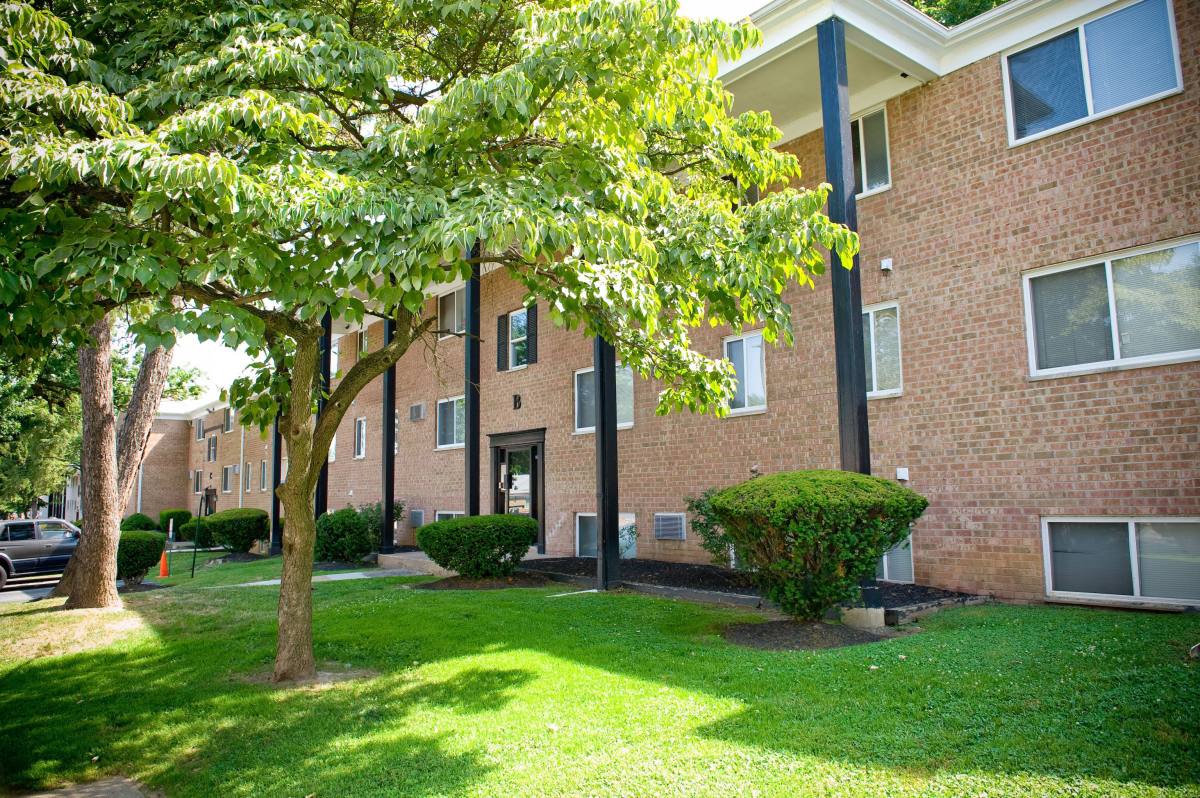 Apartment for rent at Green Forest, 314 E 24th St, Chester, PA 19013
