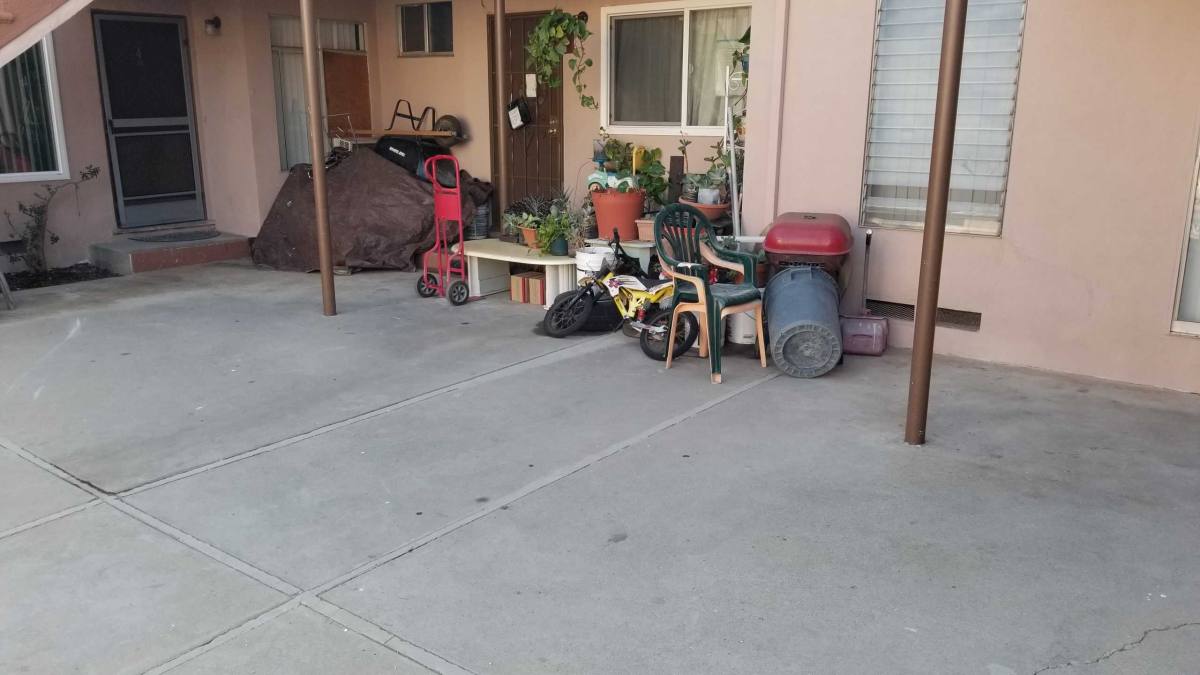 Apartment for rent at 19411 Haynes St #4, Reseda, CA 91335