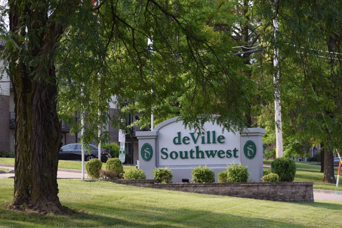 Apartment for rent at 903 SW Blvd, Jefferson City, MO 65109