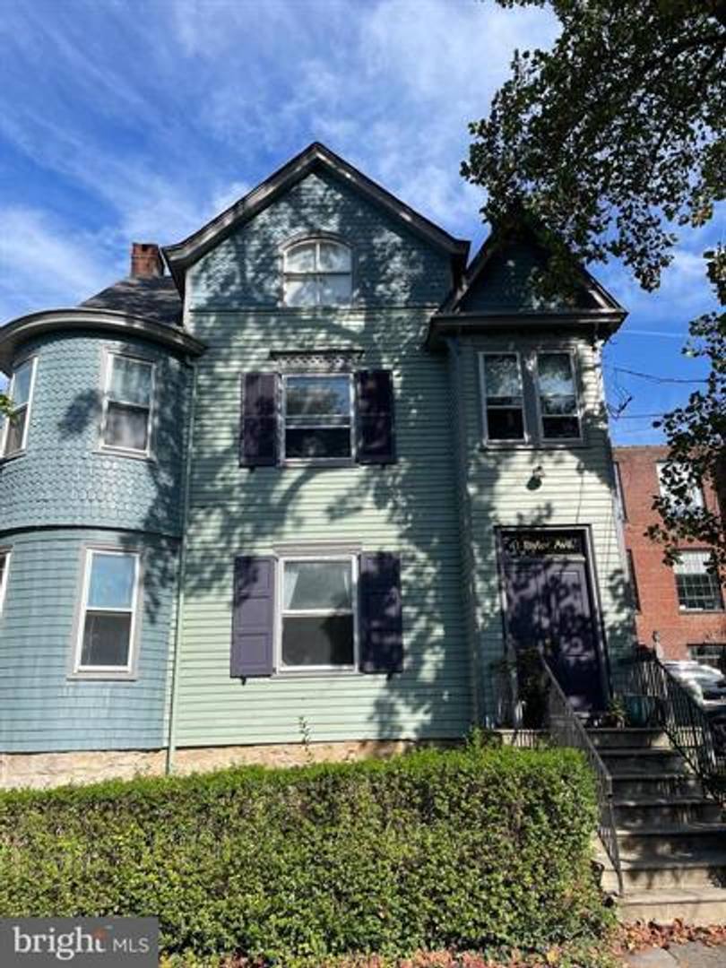 Apartment for rent at 41 Taylor Ave, Doylestown, PA 18901