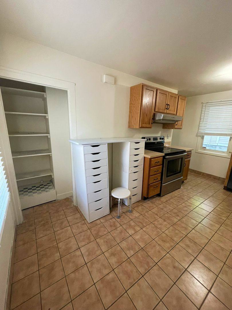Apartment for rent at 517 S 4th Ave, Ann Arbor, MI 48104