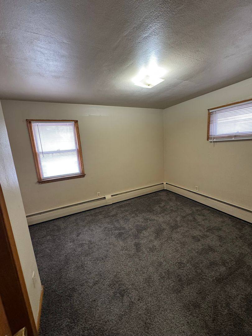 Apartment for rent at 616 Ivy Ave E, Saint Paul, MN 55130