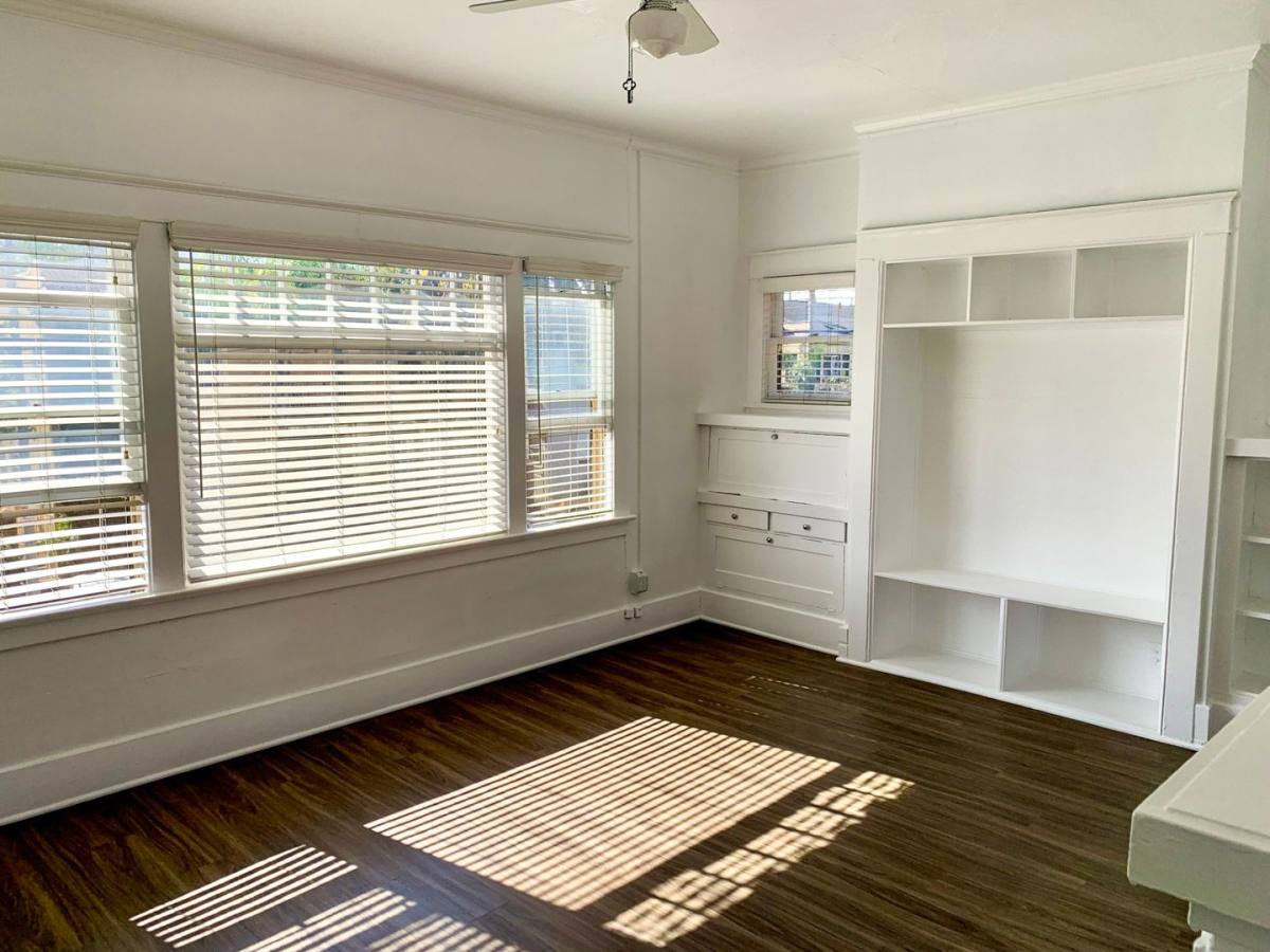 Apartment for rent at 1415 E 2nd St, Long Beach, CA 90802