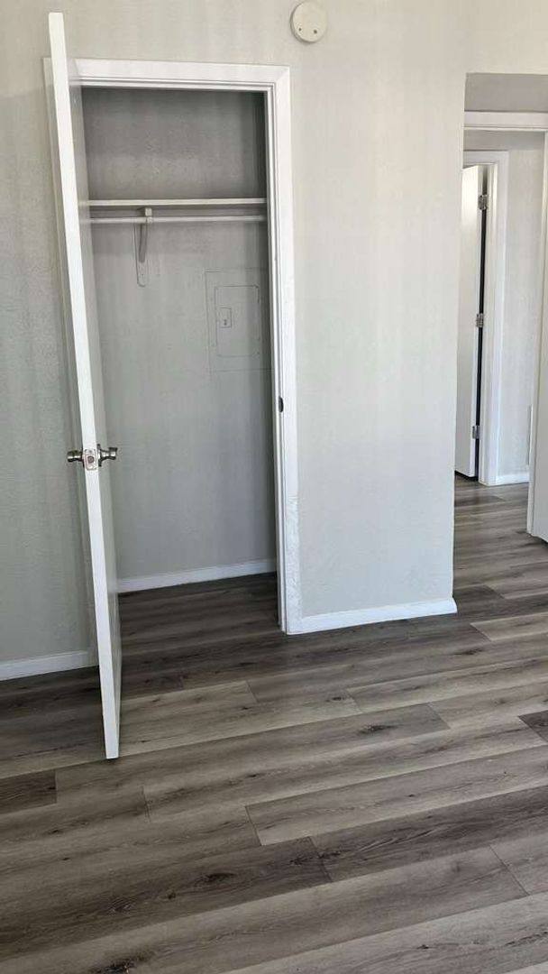Apartment for rent at 6271 Highland Hills Dr, Dallas, TX 75241