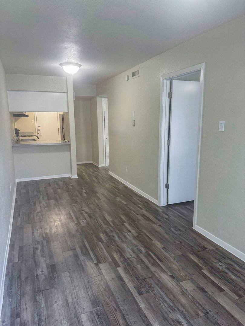 Apartment for rent at 3604 Legendary Lane, Dallas, TX 75224