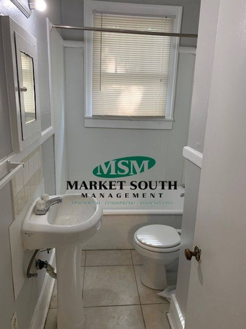 House for rent at 1224 E 38th St, Savannah, GA 31404