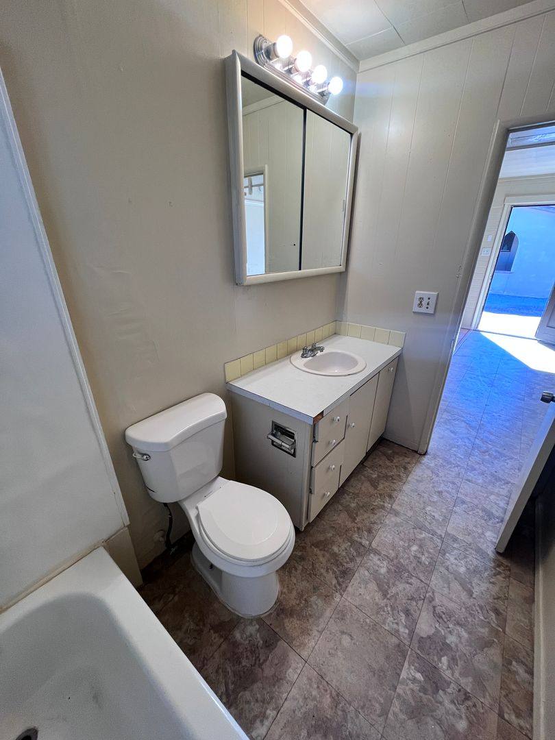 Apartment for rent at 2528 N Fontana Ave, Tucson, AZ 85705