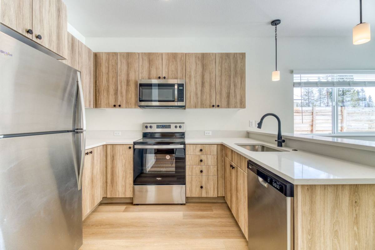 Apartment for rent at 16510 Finley Butte Rd, La Pine, OR 97739