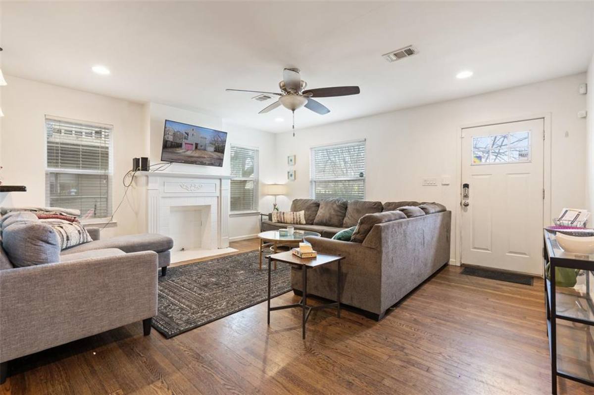Apartment for rent at 3504 Speedway, Austin, TX 78705
