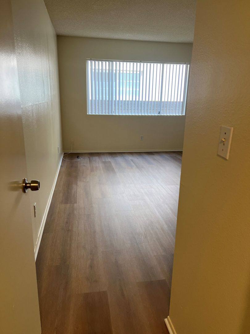 1306 N Columbus Ave, Glendale, CA 91202 - Apartment for Rent - Image 14