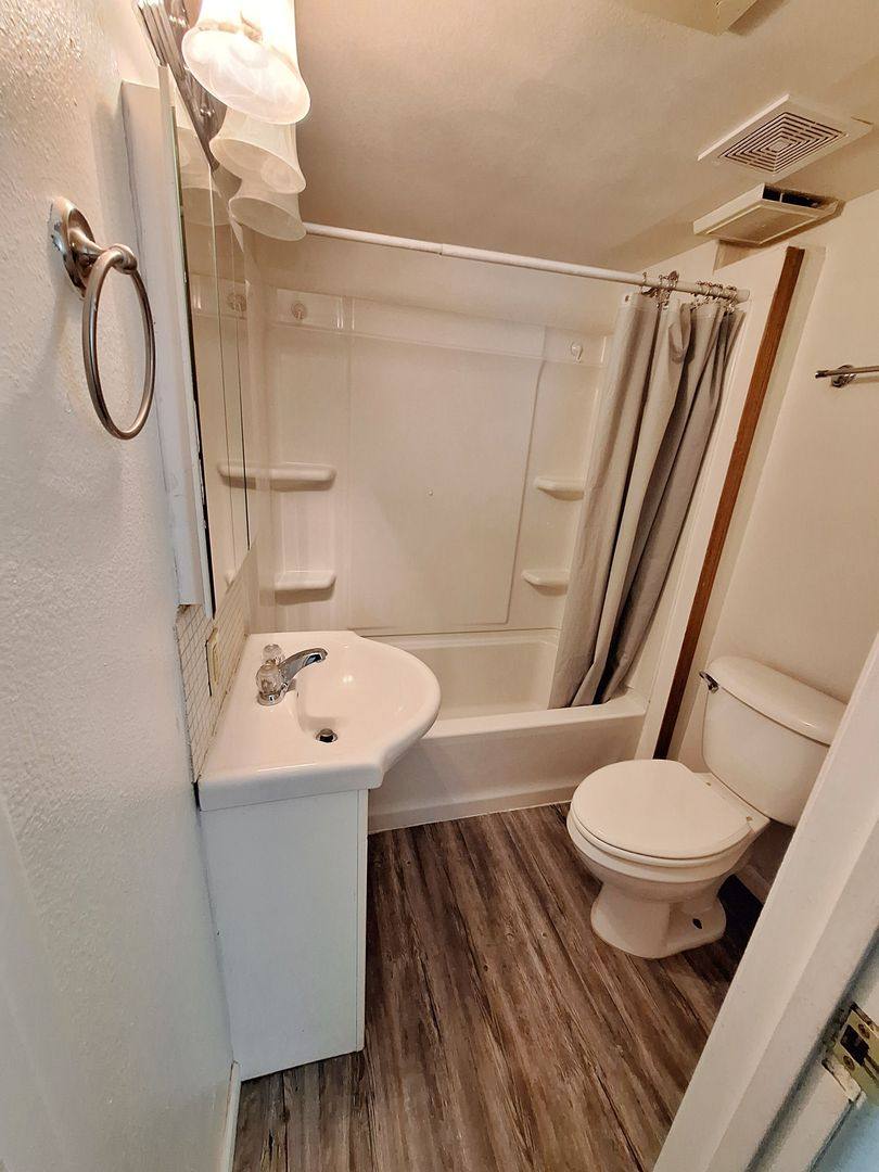 409 NE 37th, Pendleton, OR 97801 - House for Rent - Image 5