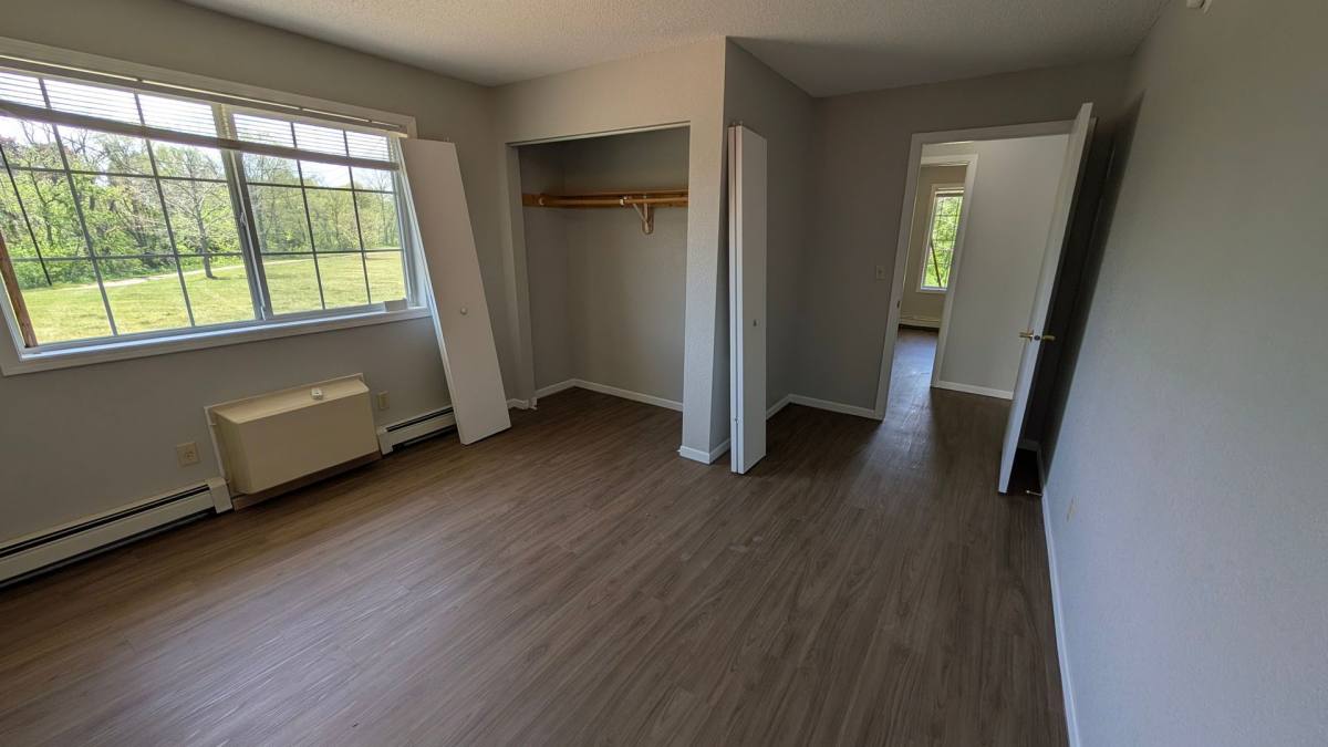 Apartment for rent at 4th Ave SE, Austin, MN 55912
