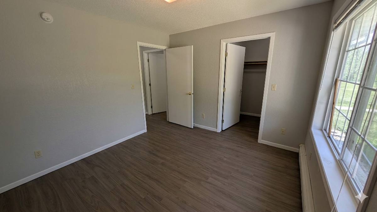 Apartment for rent at 4th Ave SE, Austin, MN 55912