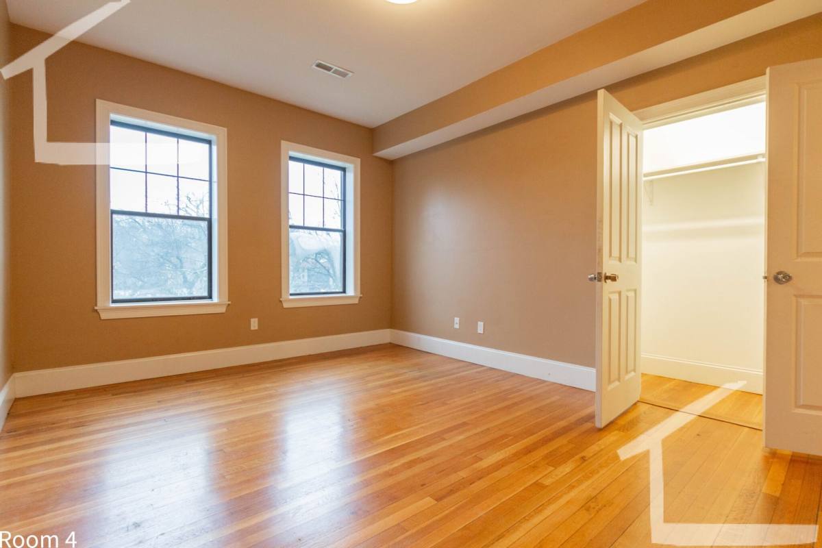 Apartment for rent at 1592 Beacon St #7, Brookline, MA 02446