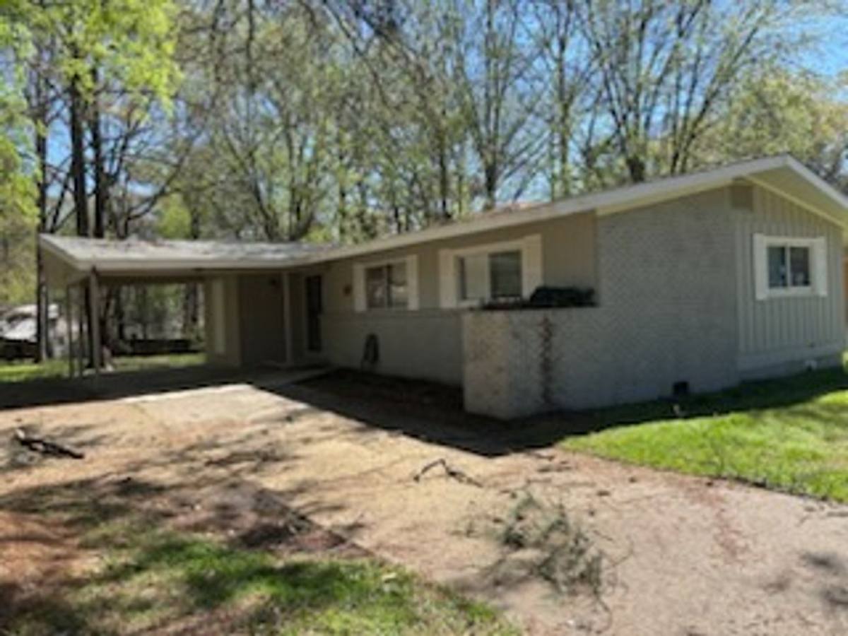 House for rent at 2846 Marydale Dr, Jackson, MS 39212