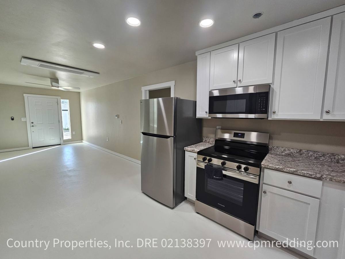 House for rent at 2122 Marlene Ave, Redding, CA 96002