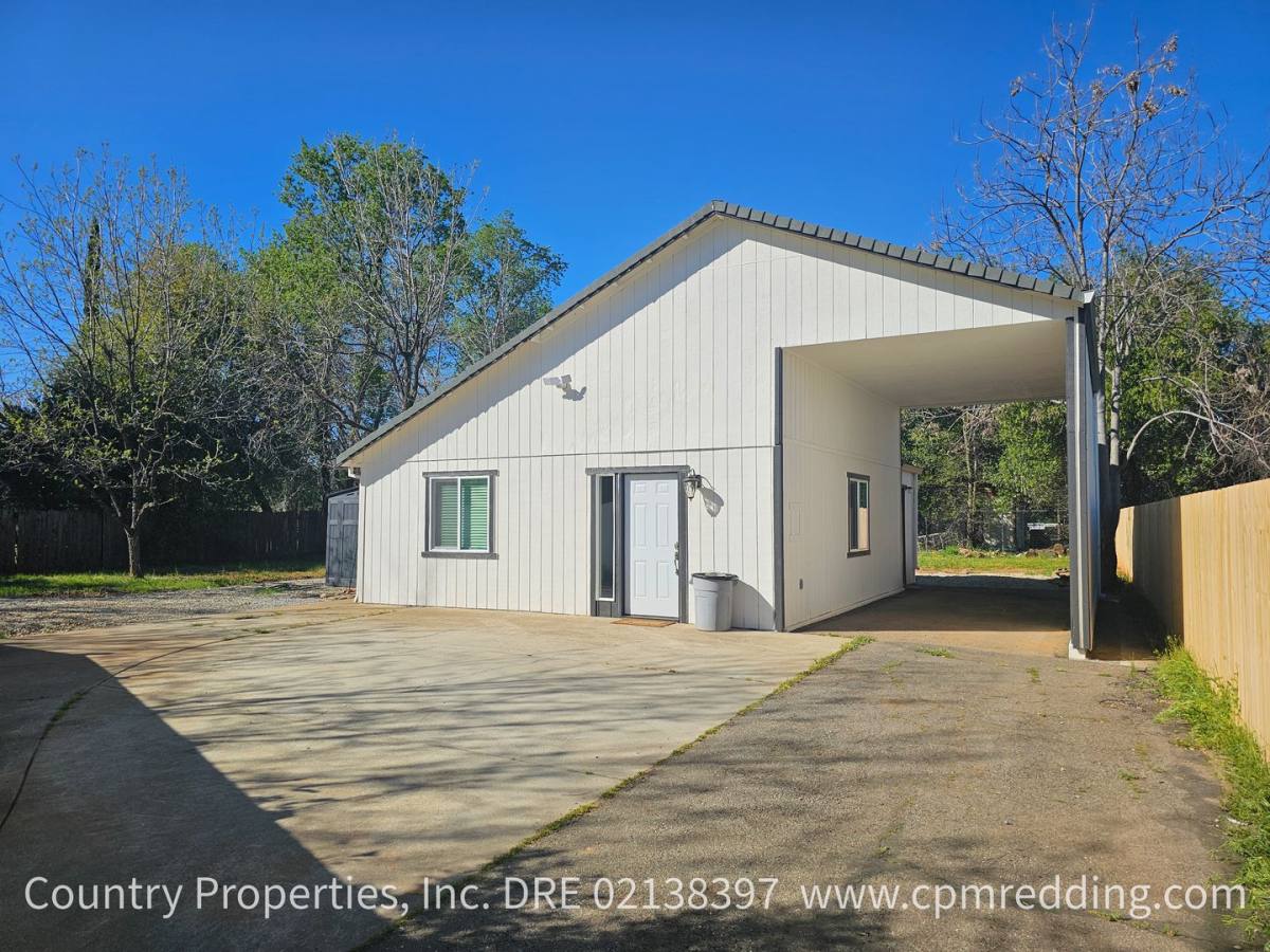 House for rent at 2122 Marlene Ave, Redding, CA 96002