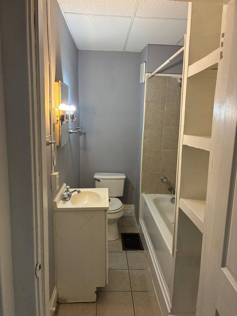 Apartment for rent at 3015 Ashlyn St, Pittsburgh, PA 15204