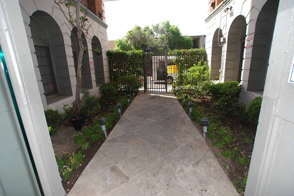 Apartment for rent at 3835 W 8th St, Los Angeles, CA 90005