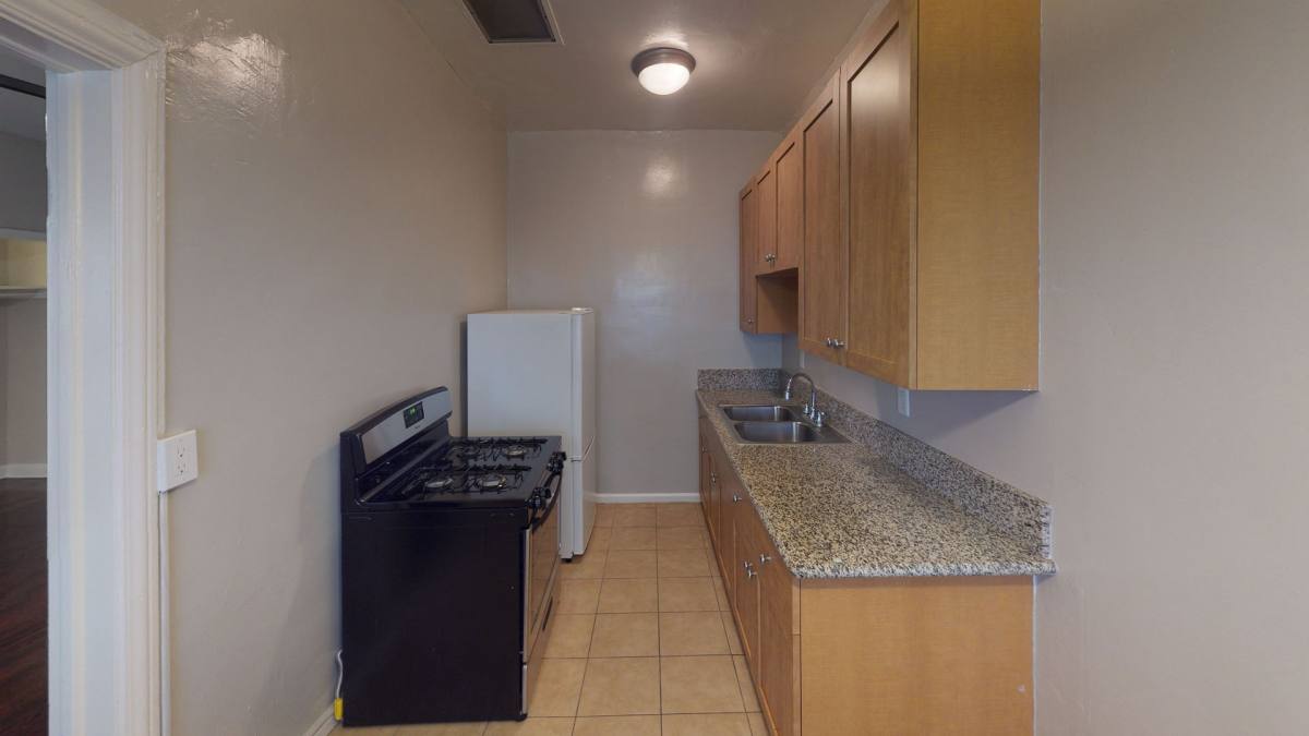 Apartment for rent at 3835 W 8th St, Los Angeles, CA 90005