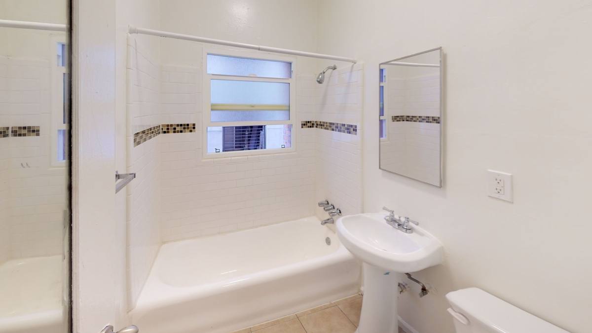 Apartment for rent at 3835 W 8th St, Los Angeles, CA 90005