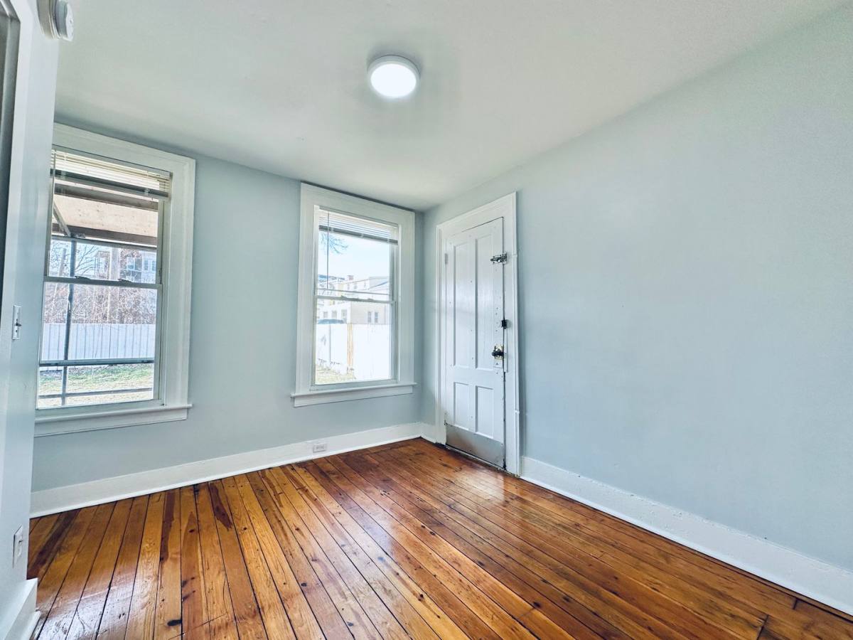 Apartment for rent at 166-168 Park St, New Haven, CT 06511