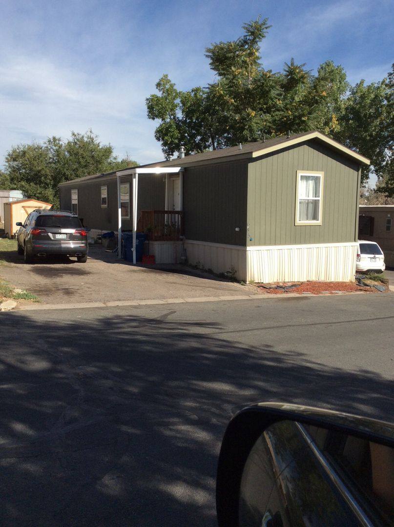 House for rent at 9400 Elm Court, Denver, CO 80260