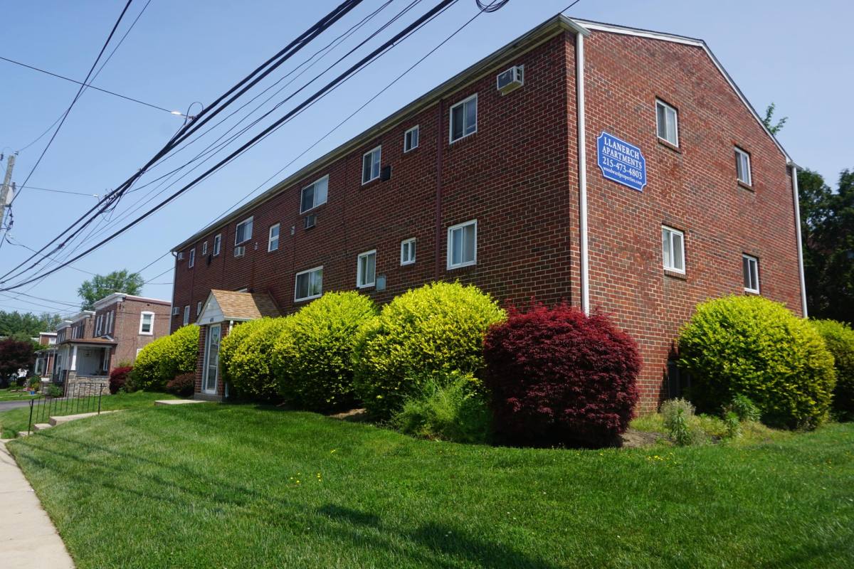 Apartment for rent at 401 Llanerch Ave, Havertown, PA 19083