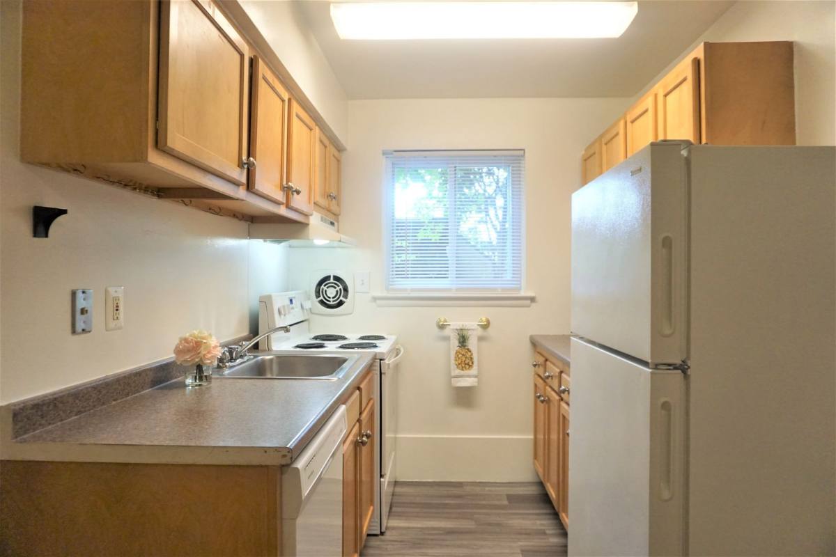 Apartment for rent at 401 Llanerch Ave, Havertown, PA 19083