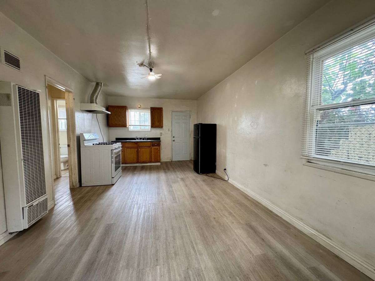 Apartment for rent at 12614-12622 Lambert Rd, Whittier, CA 90602