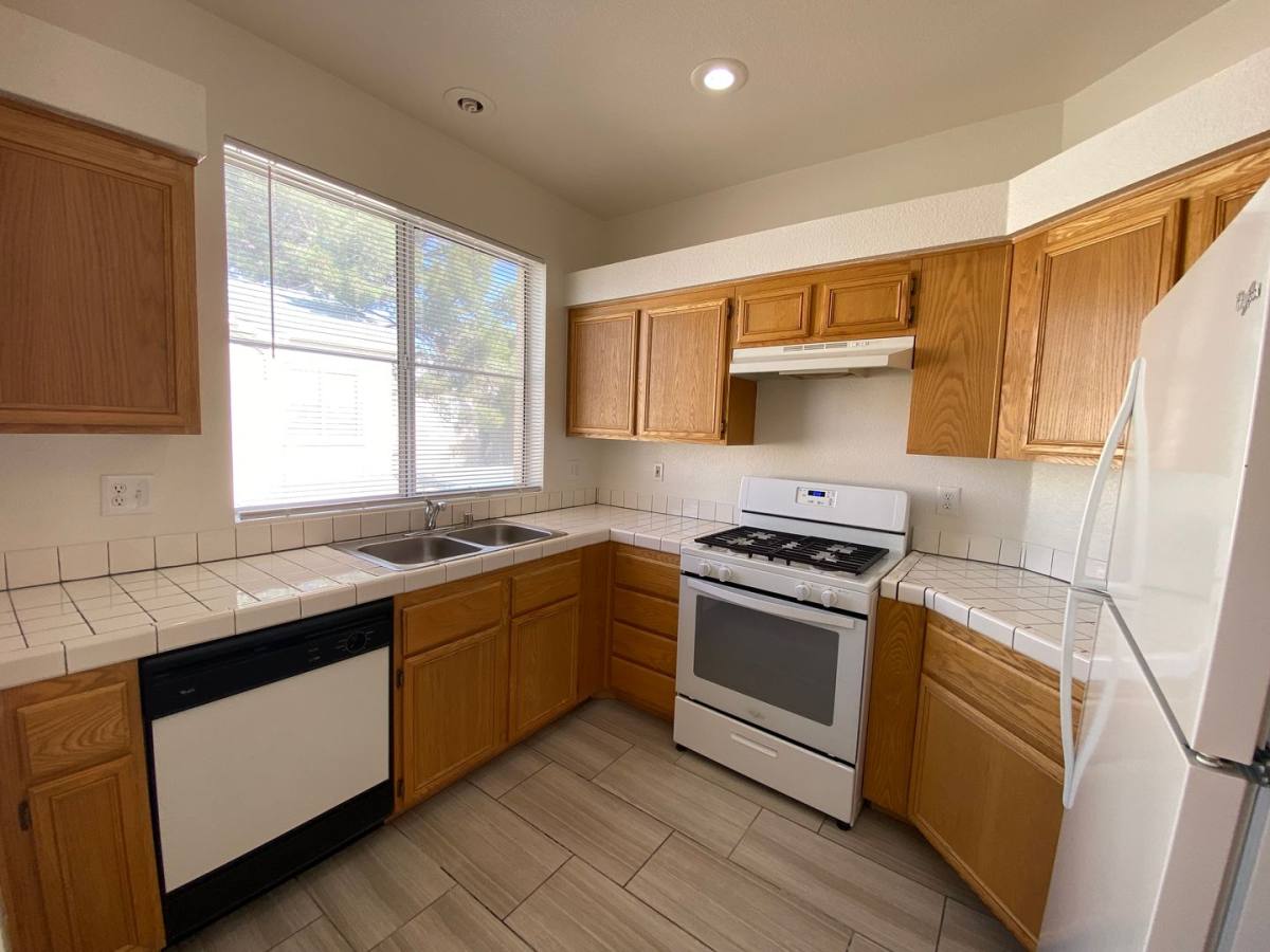 Apartment for rent at 5155 W Tropicana Ave, Las Vegas, NV 89103