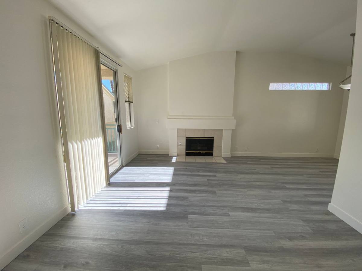 Apartment for rent at 5155 W Tropicana Ave, Las Vegas, NV 89103
