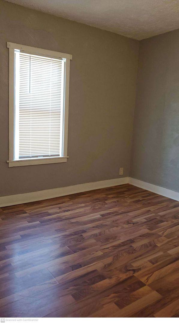 Apartment for rent at 809-811 Herman, Dayton, OH 45404